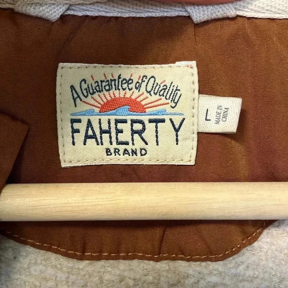 Faherty southwestern Aztec snap  buttons quarter fleece pullover - Picture 3 of 6